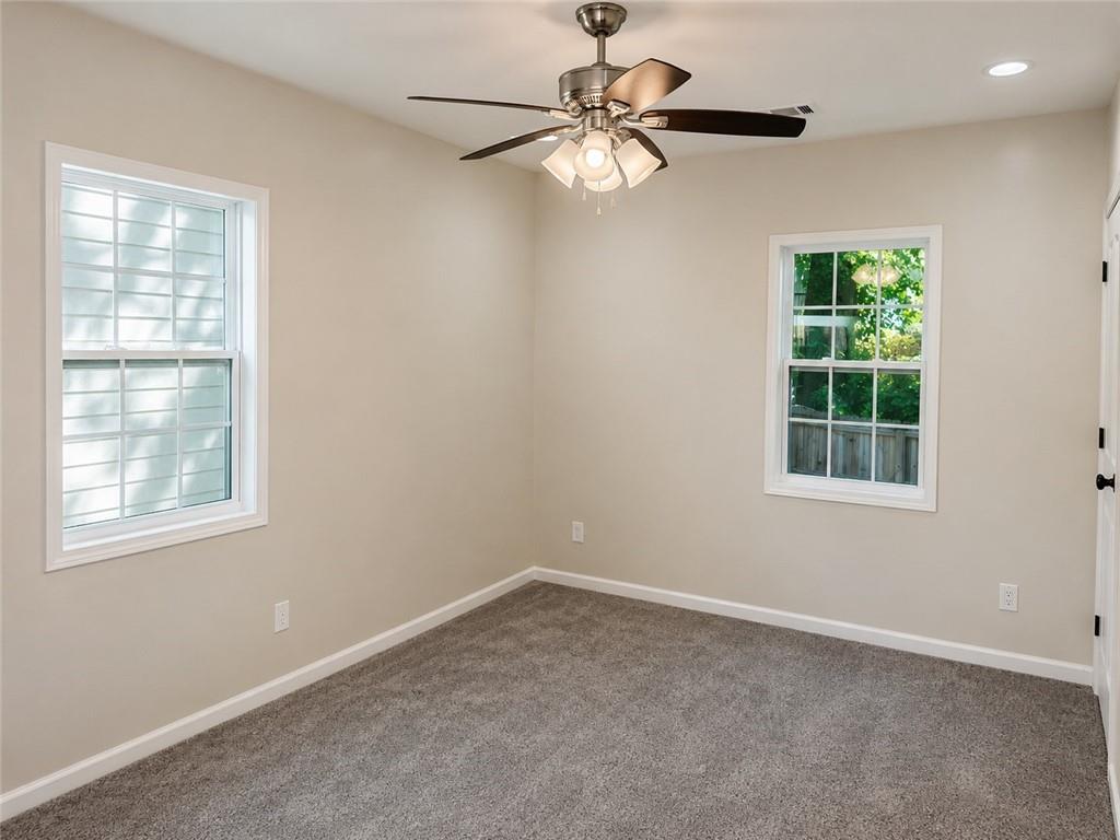 888 Coleman Street Sw Property Photo 10