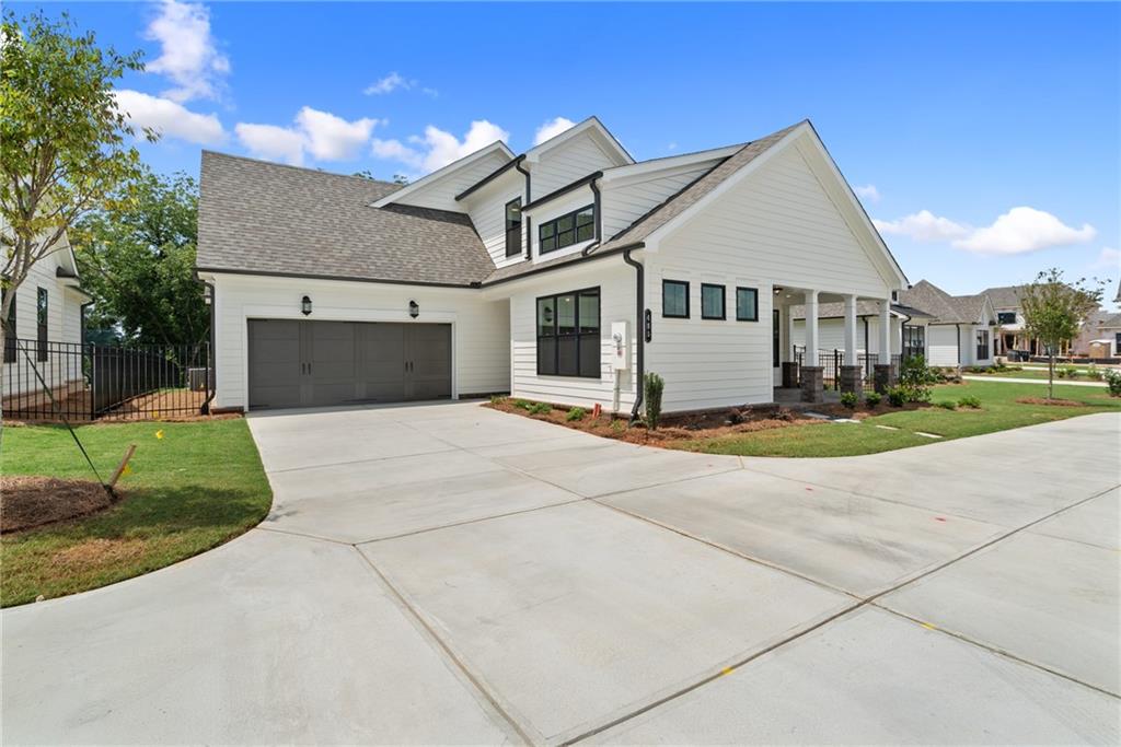 585 Gavitt Drive Property Photo 1