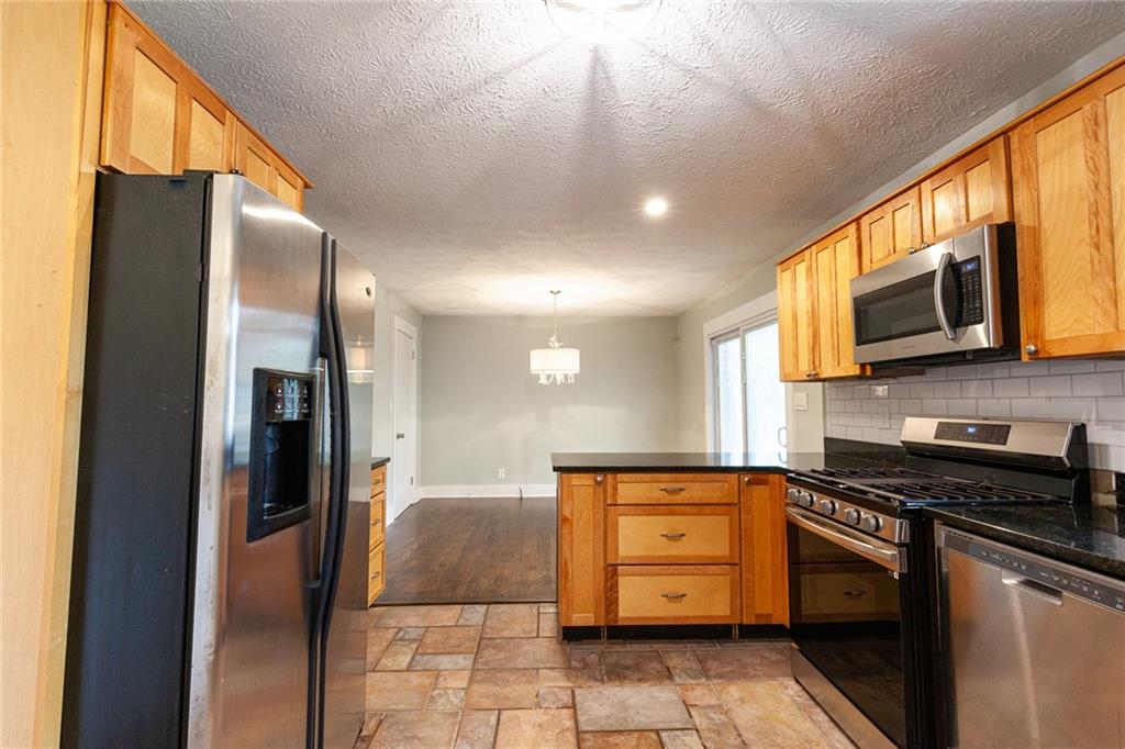 2971 Stratford Arms Drive Property Photo 3