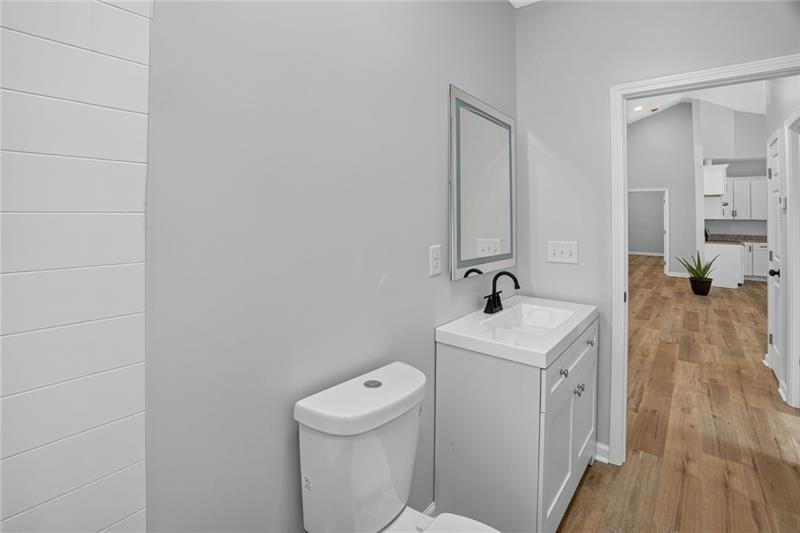7823383 Property Photo 21