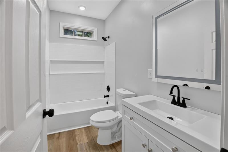 7823383 Property Photo 27