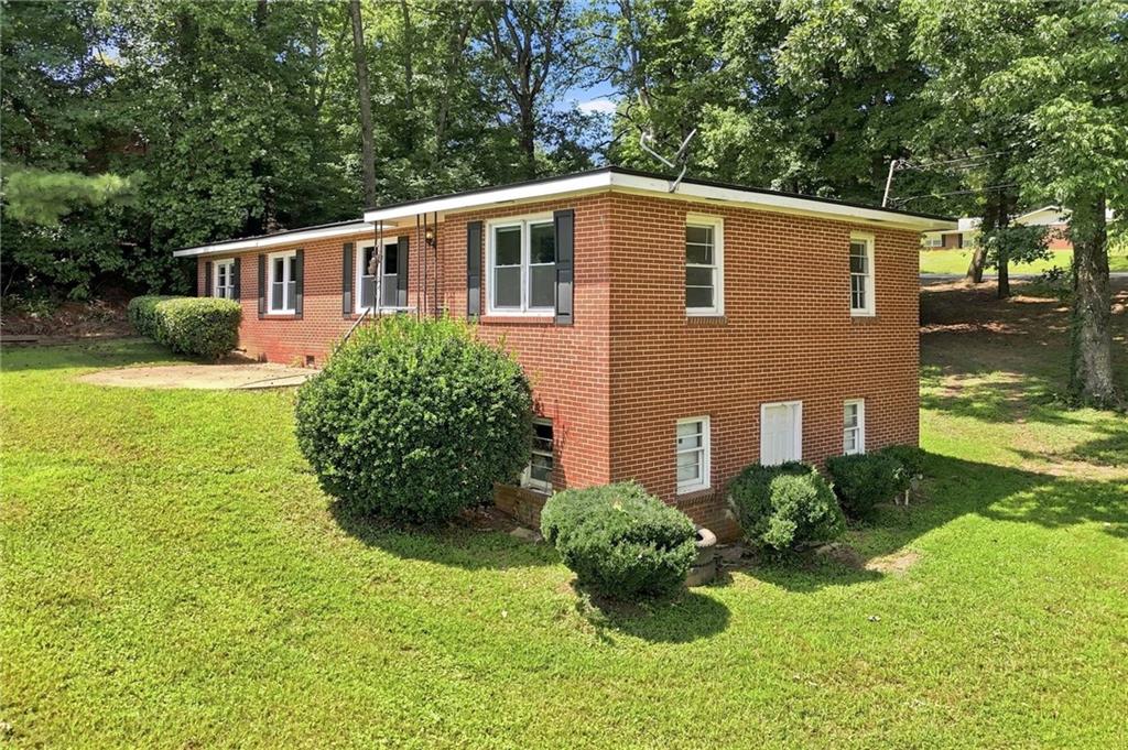 120 Westview Street Property Photo 3