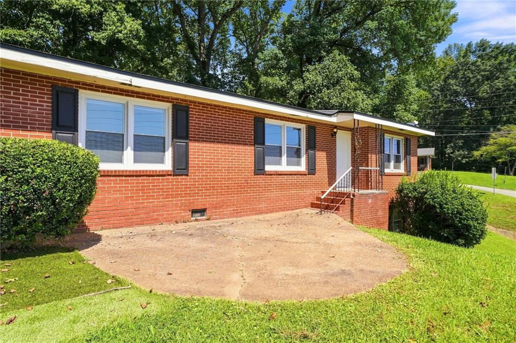 120 Westview Street Property Photo 4