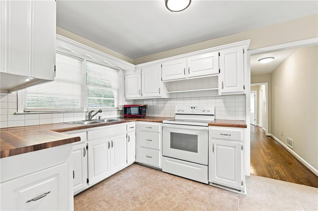 120 Westview Street Property Photo 14