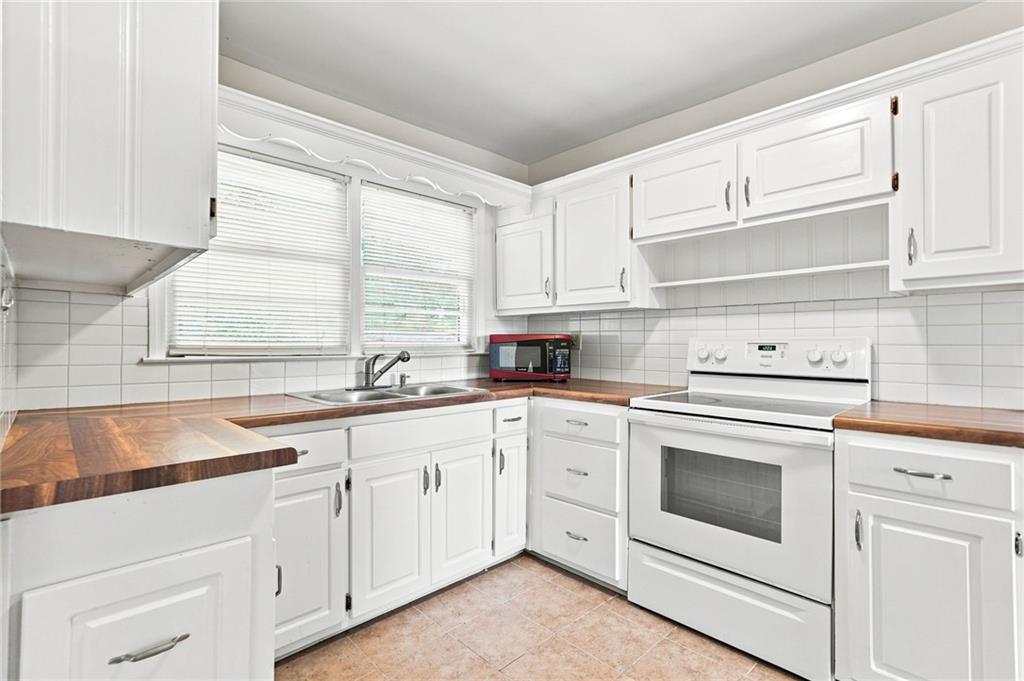 120 Westview Street Property Photo 15