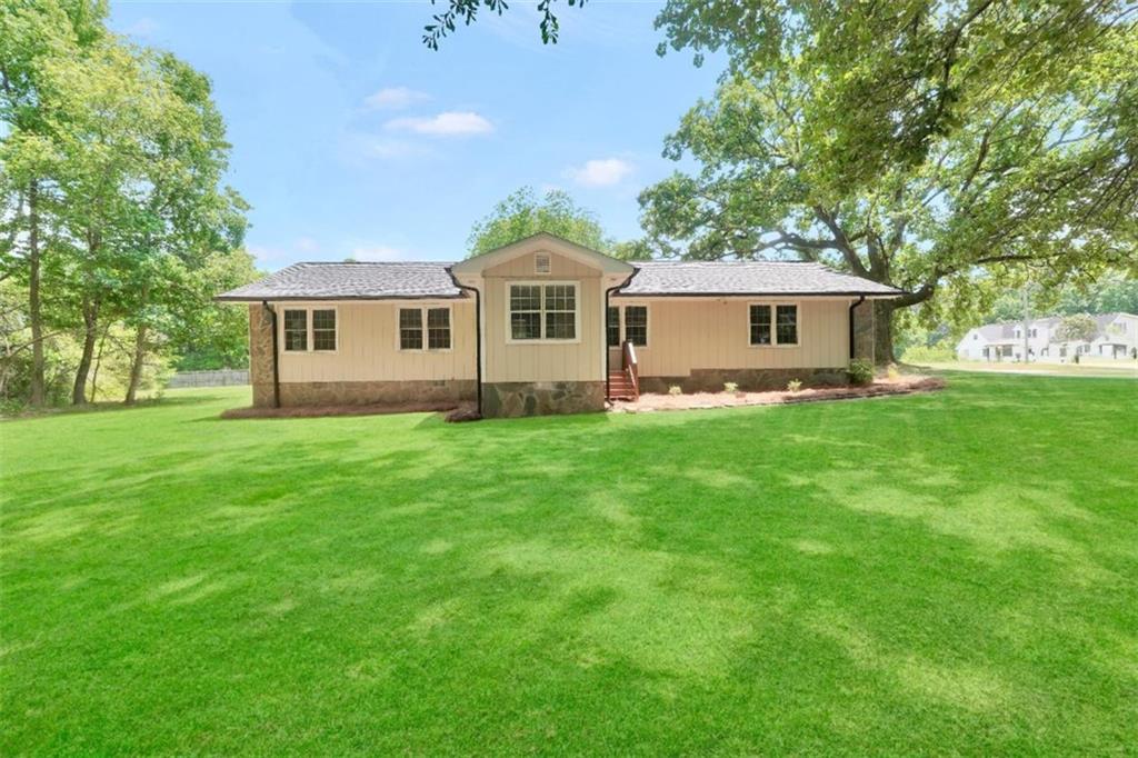 1375 Mcgarity Road Property Photo 4