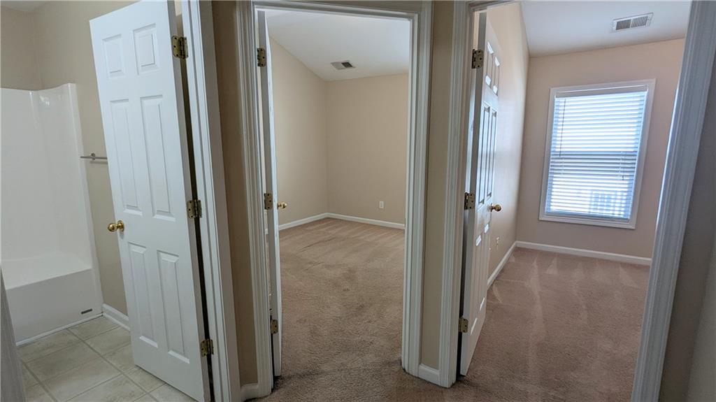 7823407 Property Photo 23