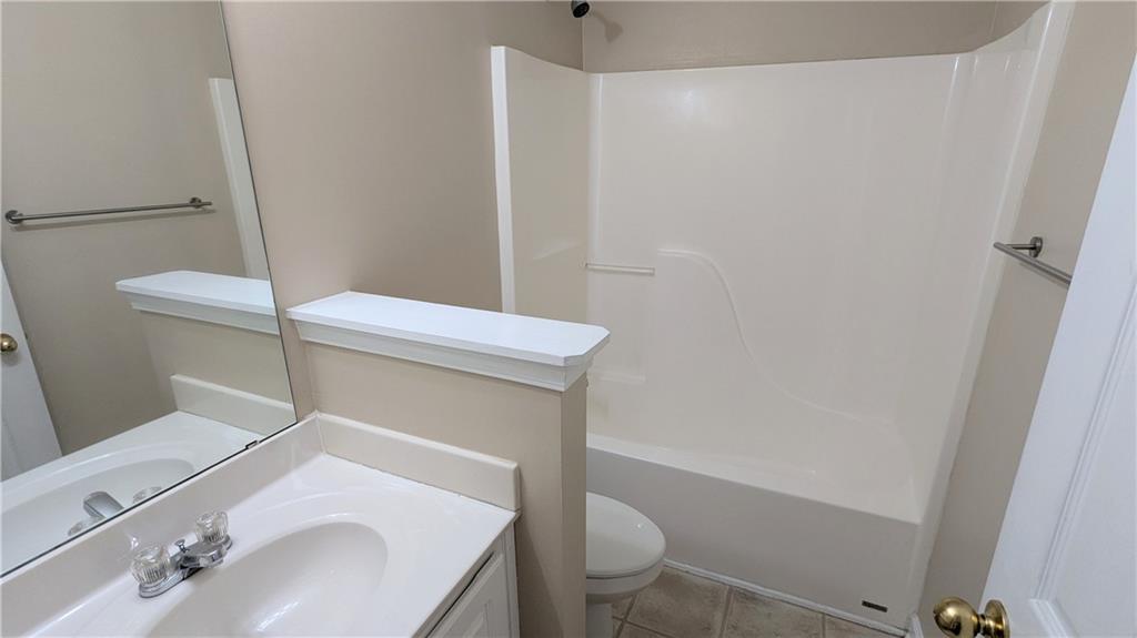 7823407 Property Photo 26