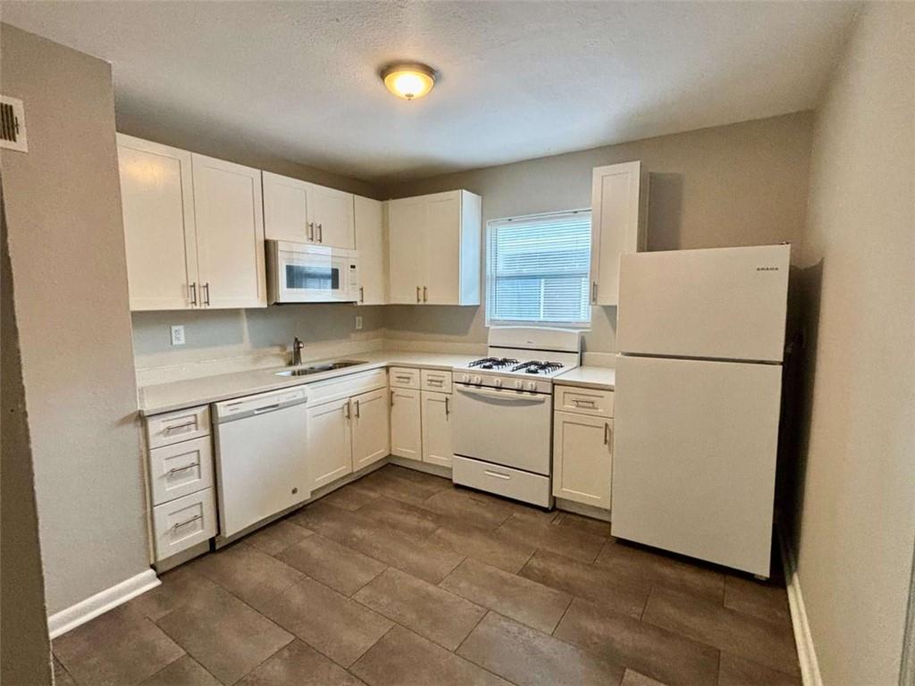 1048 Washington Street Unit 2 Property Photo 5