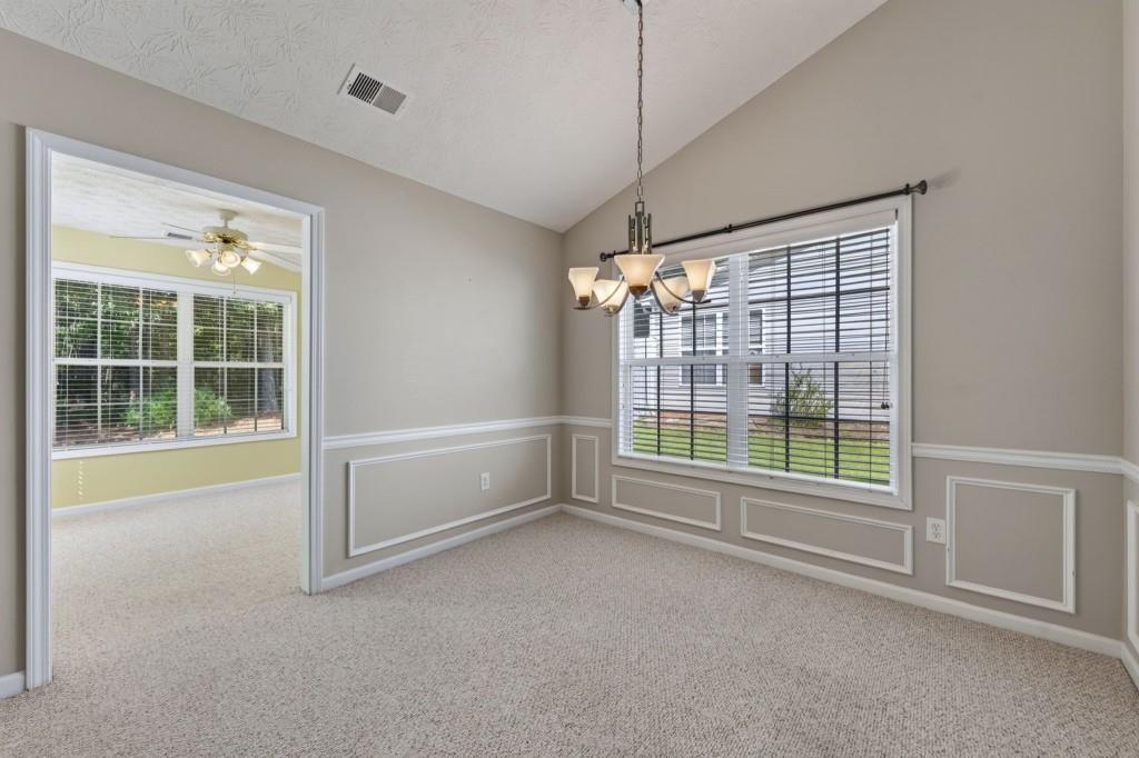 912 Village View Circle Property Photo 10