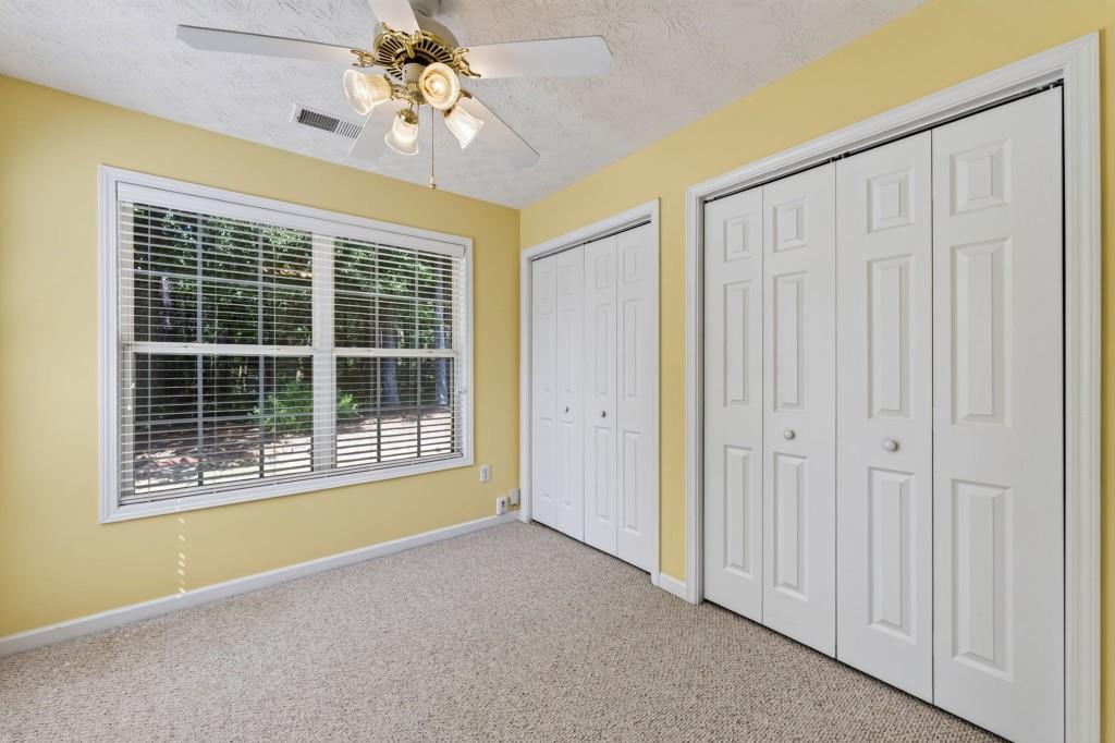 912 Village View Circle Property Photo 19