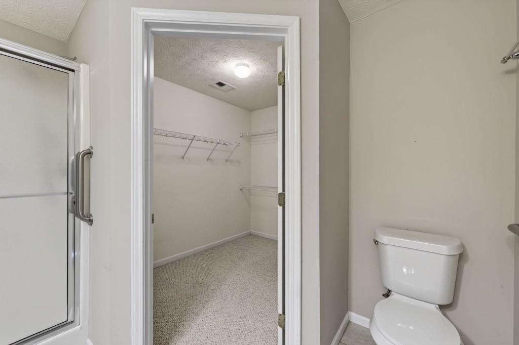 912 Village View Circle Property Photo 25