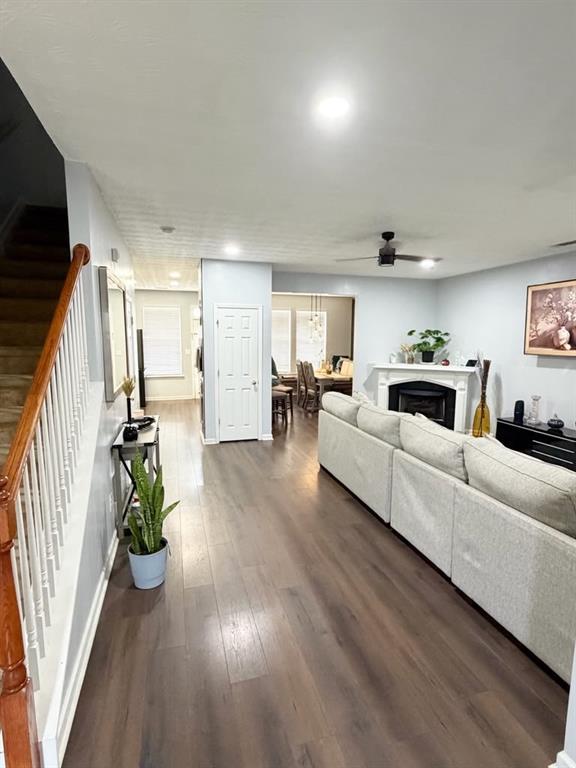 1556 Paramount View Trace Property Photo 2