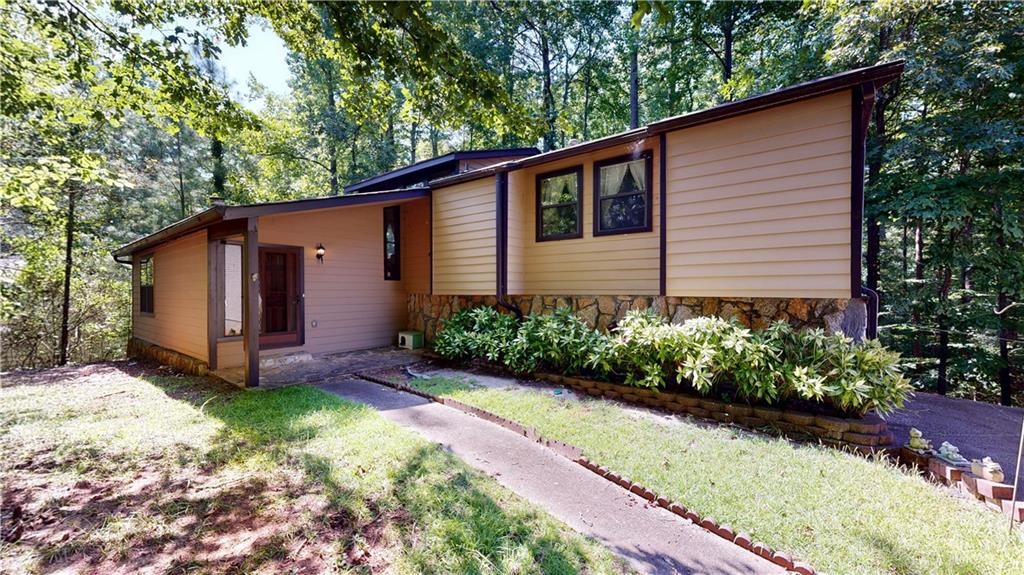 6562 Oakwood Drive Property Photo 1