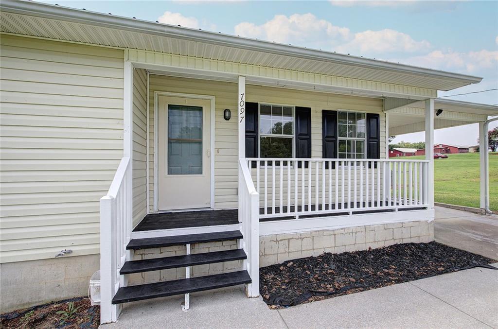 7097 Fairmount Highway Se Property Photo 2