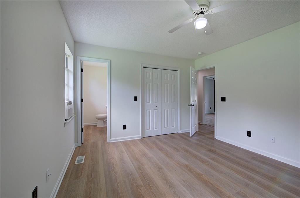 7097 Fairmount Highway Se Property Photo 14