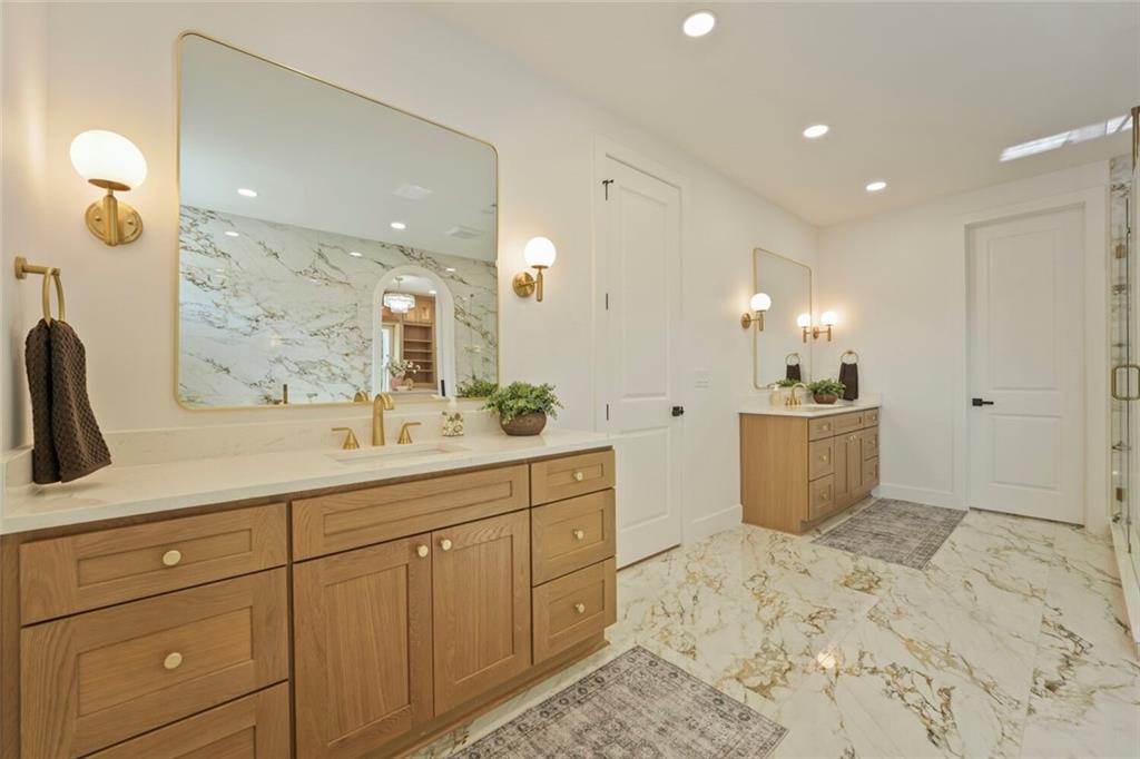 942 Cooper Road Property Photo 19