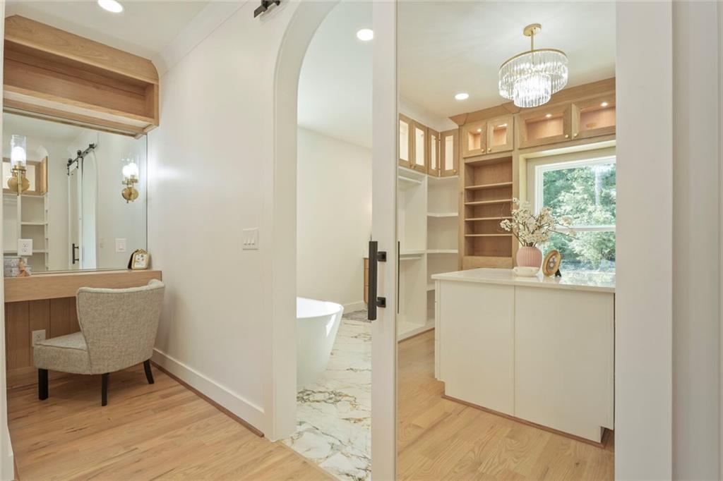942 Cooper Road Property Photo 21