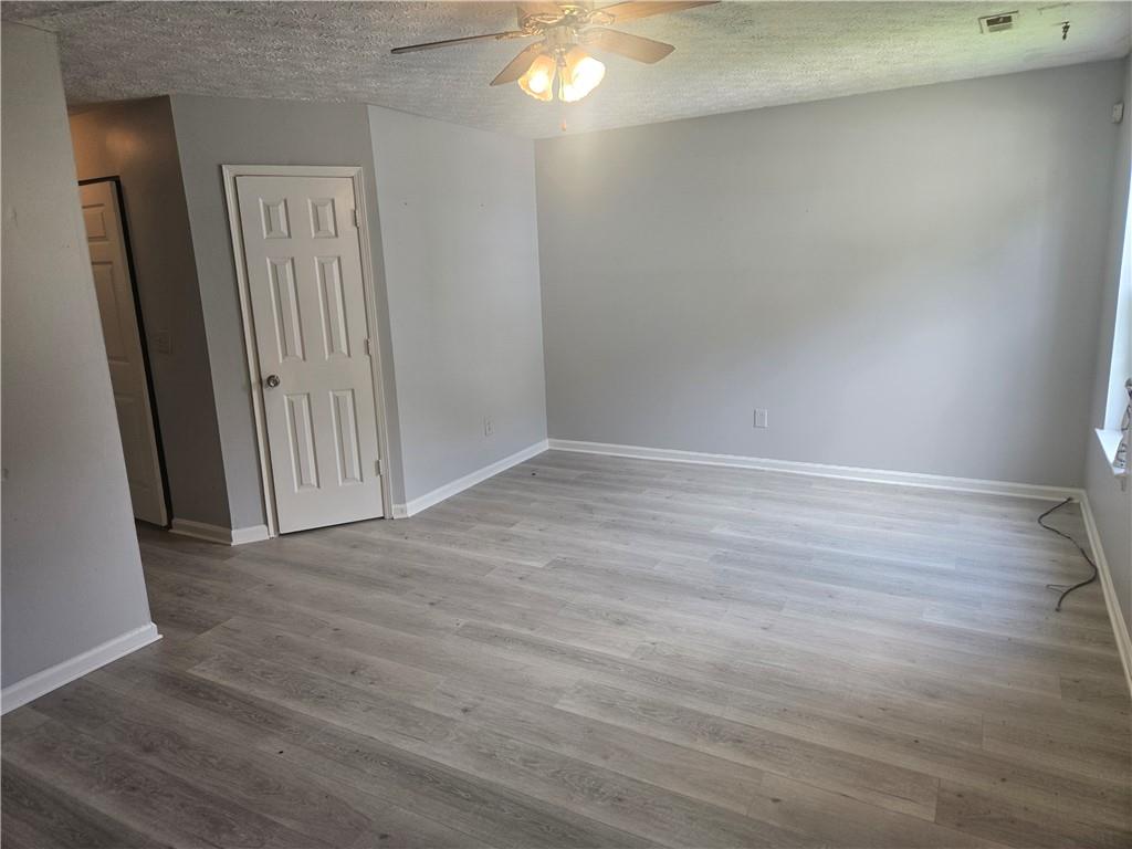 7233 Crestside Drive Property Photo 2