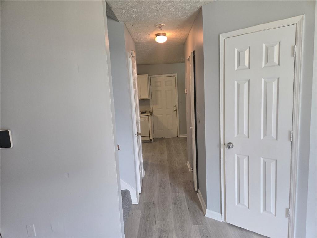 7233 Crestside Drive Property Photo 3