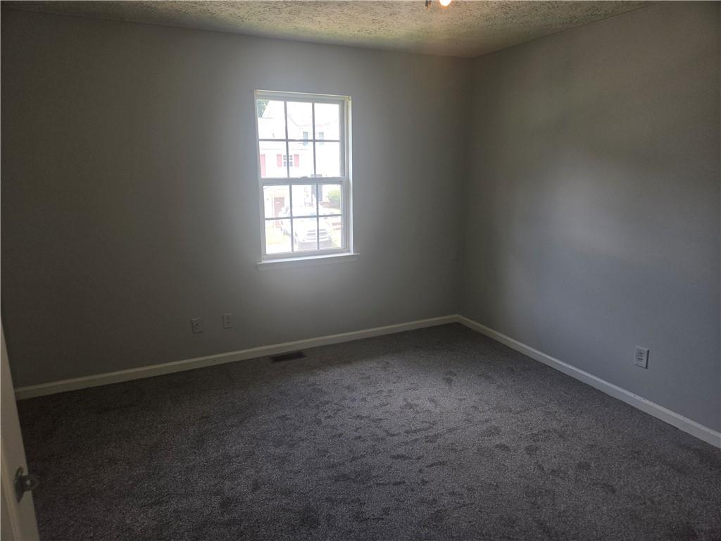 7233 Crestside Drive Property Photo 11