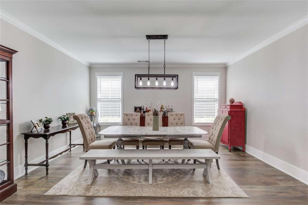 6188 Golden Maple Court Property Photo 9