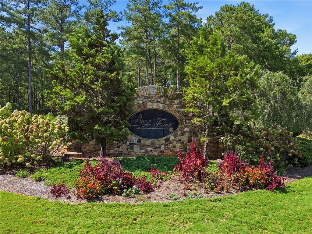 515 River Forest Drive Property Photo 3