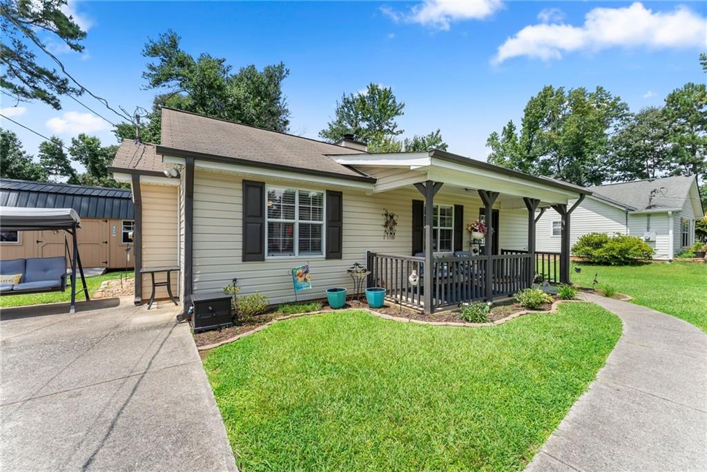 2560 Fairlane Drive Property Photo 10