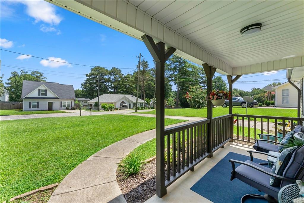 2560 Fairlane Drive Property Photo 12