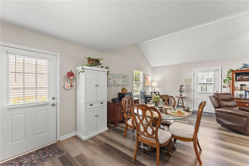 2560 Fairlane Drive Property Photo 19