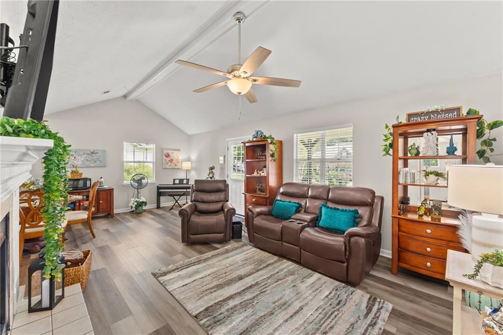 2560 Fairlane Drive Property Photo 23