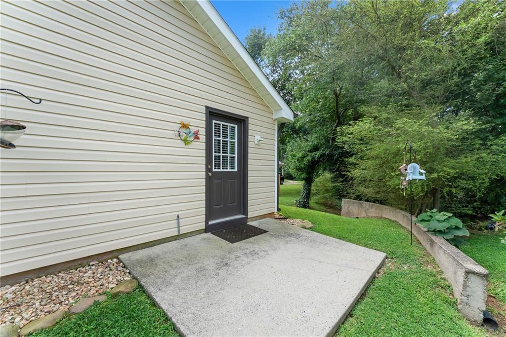 2560 Fairlane Drive Property Photo 30