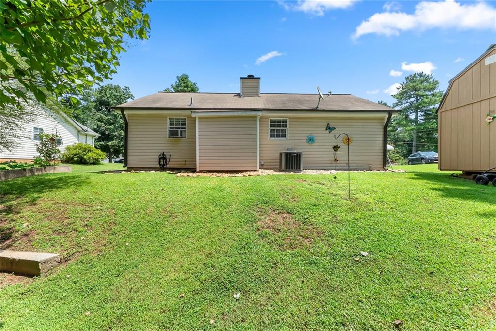 2560 Fairlane Drive Property Photo 38