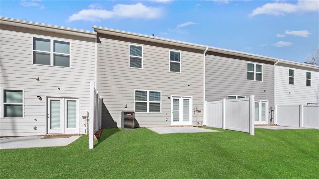 1302 Aura Lane Property Photo 4