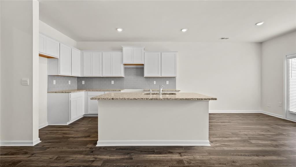 1302 Aura Lane Property Photo 11