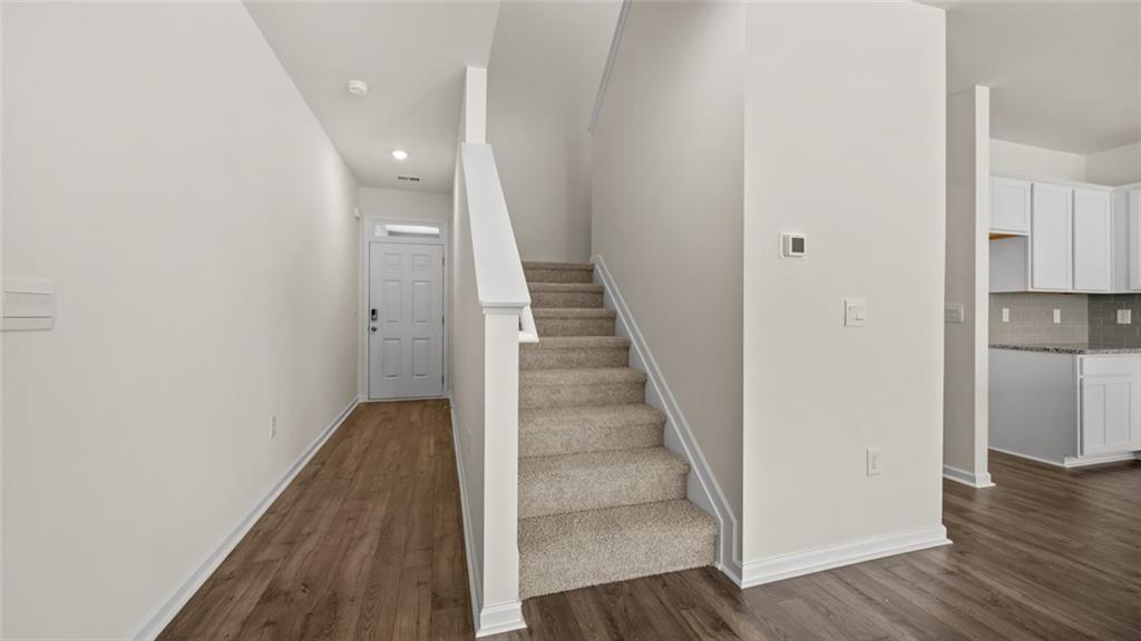 1302 Aura Lane Property Photo 17