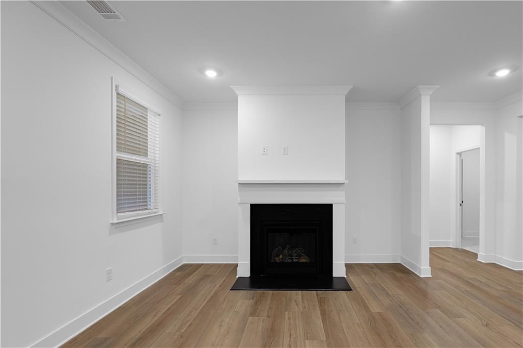 1130 Gage Lane Property Photo 4