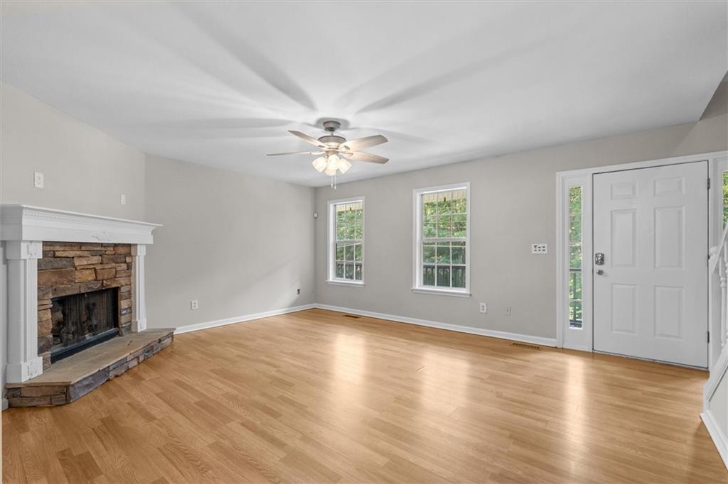 7823604 Property Photo 10