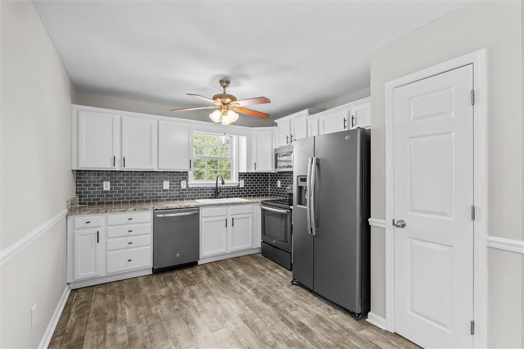 7823604 Property Photo 14