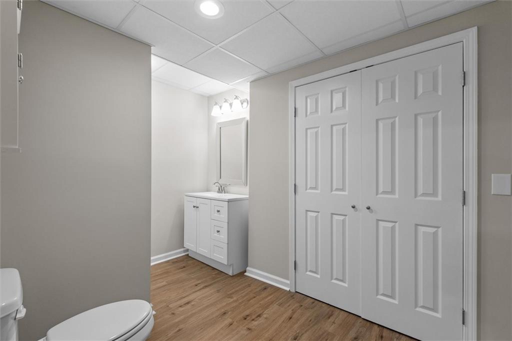 7823604 Property Photo 35