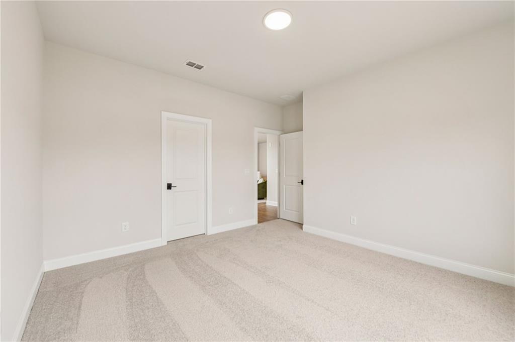 565 Sawnee Village Boulevard Property Photo 32