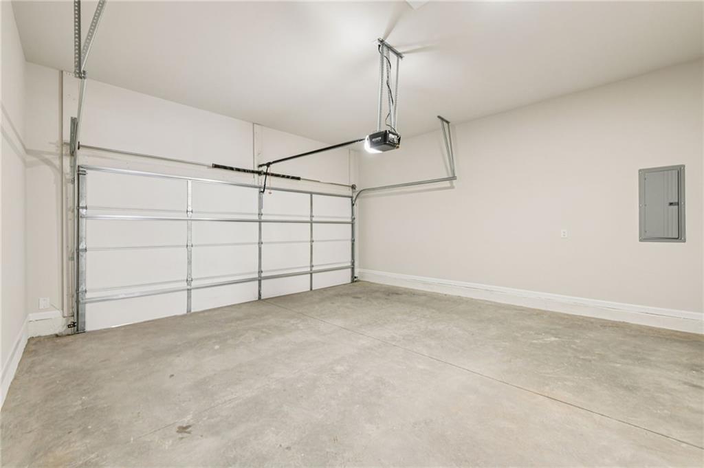 565 Sawnee Village Boulevard Property Photo 35
