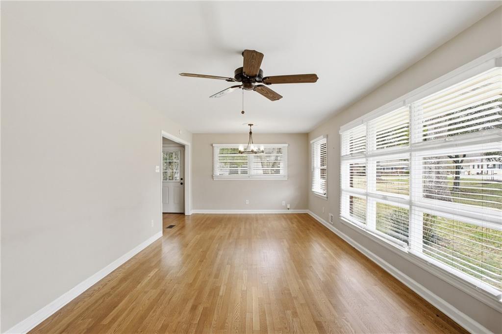 305 Brookwood Drive Sw Property Photo 4