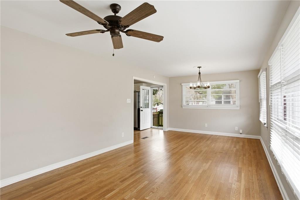 305 Brookwood Drive Sw Property Photo 5