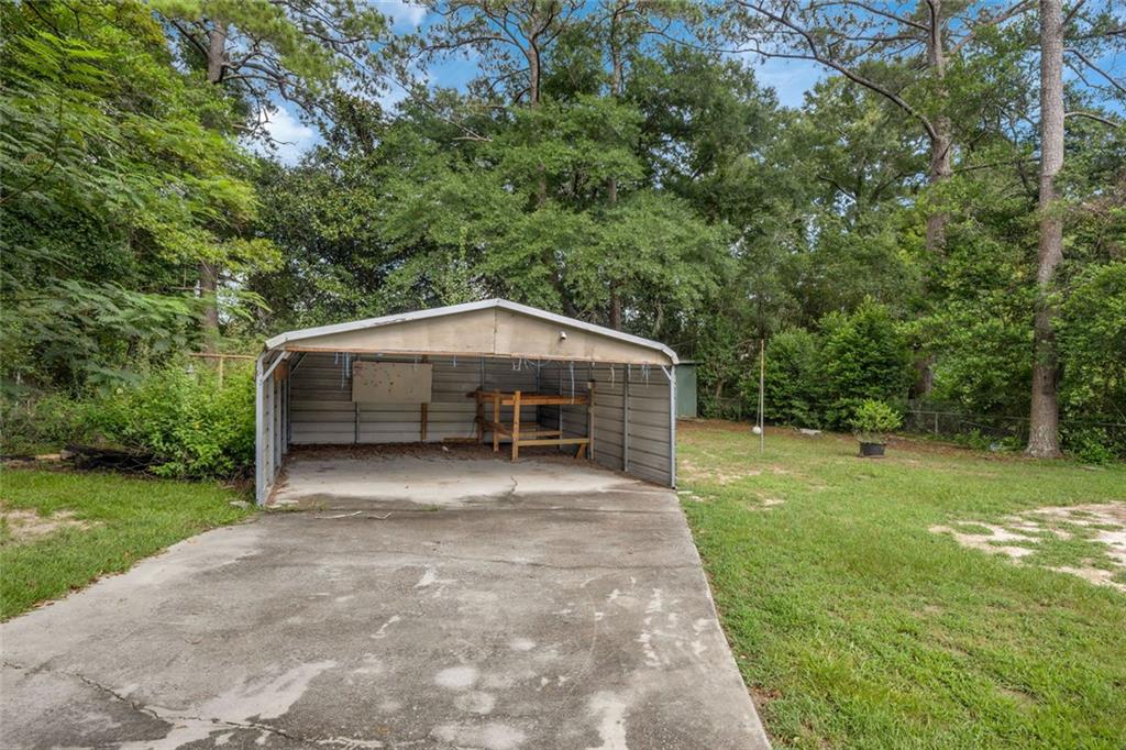 4322 Summerhill Drive Property Photo 3