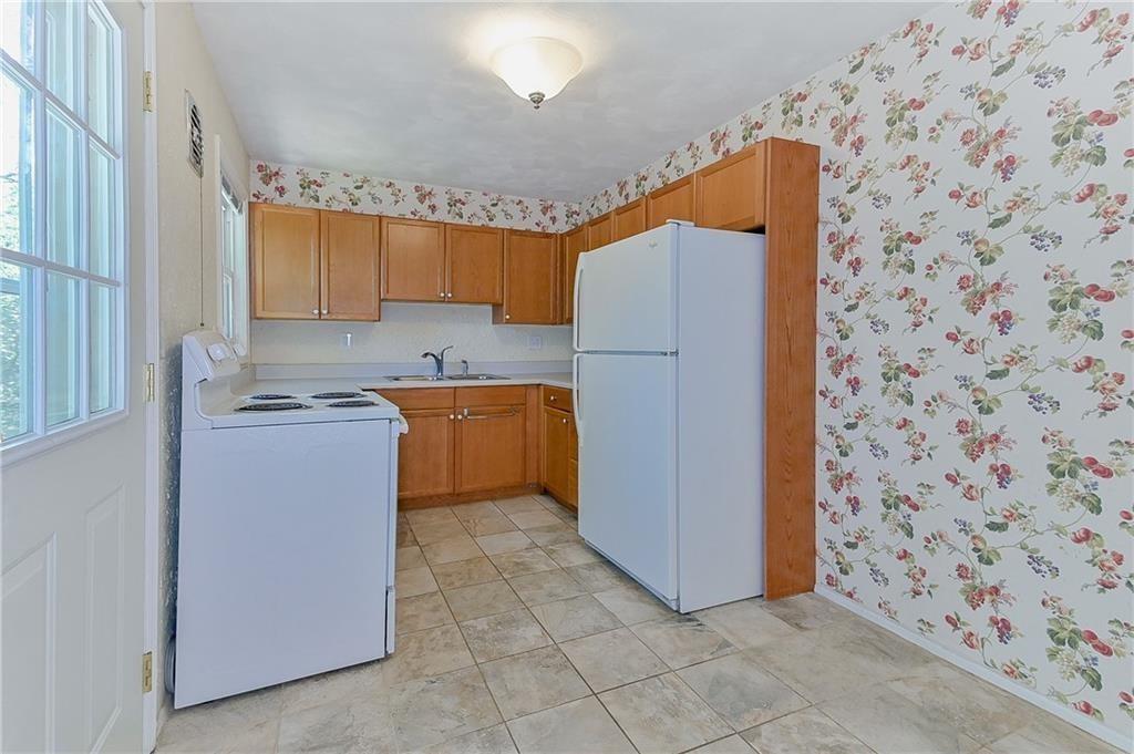 1935 Inverness Road Se Property Photo 7