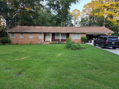 1446 Smithson Drive Property Photo 1