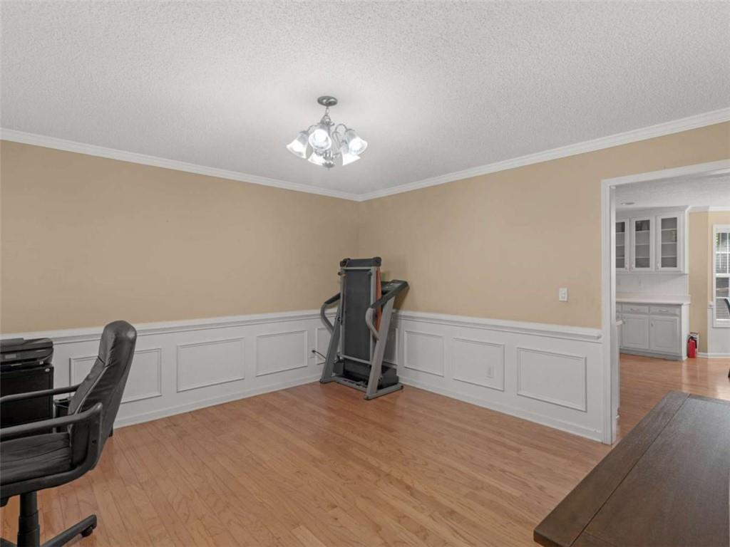 112 Crown Oaks Drive Property Photo 12