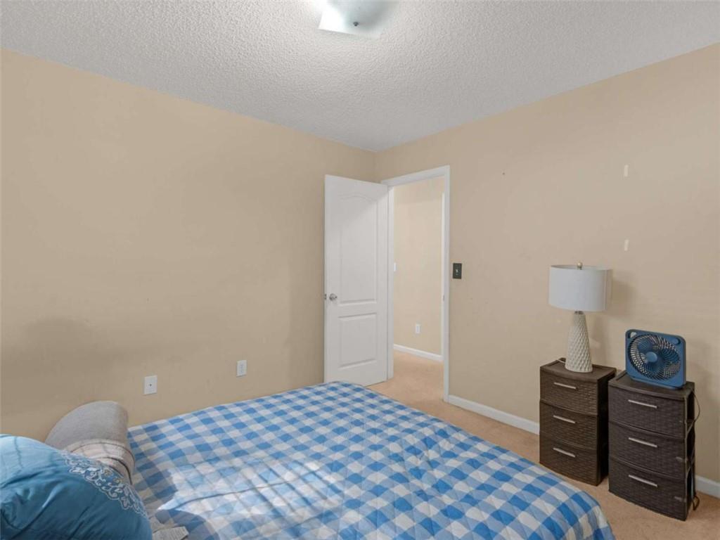 112 Crown Oaks Drive Property Photo 21