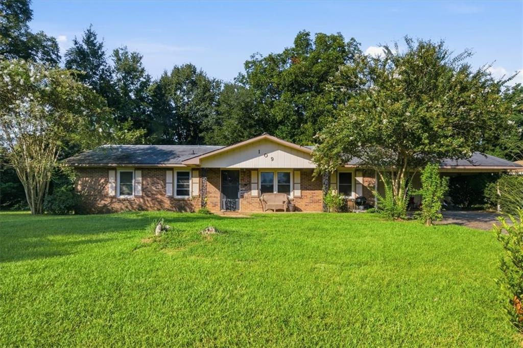 109 Avalon Drive Property Photo 1